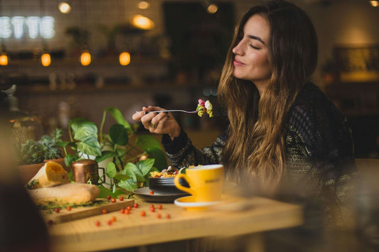 The Purrrfect Match: Choosing the Right Food for Kitten and Cat Nutrition